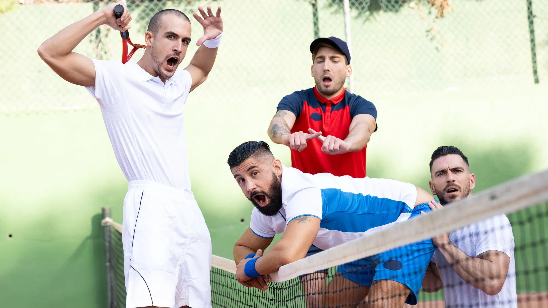 Smashing On The Court - MEN